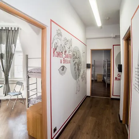 Max Berg אכסניה *