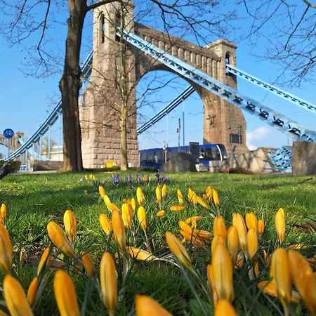 אכסניה Max Berg *